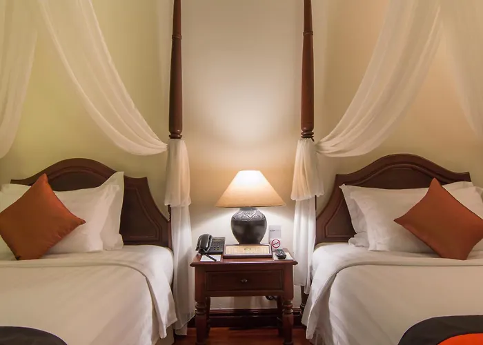 Palace & Hotel 5*