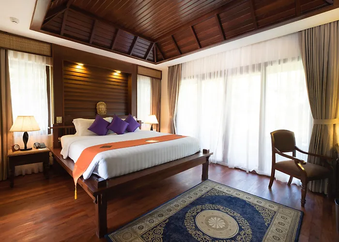Palace & Hotel 5*